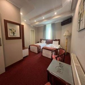 Hotel Royal Pristina Esterno foto